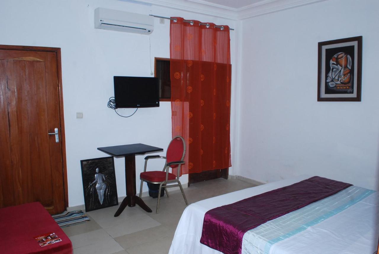 كوتونو Senateur Hotel Agontinkon المظهر الخارجي الصورة