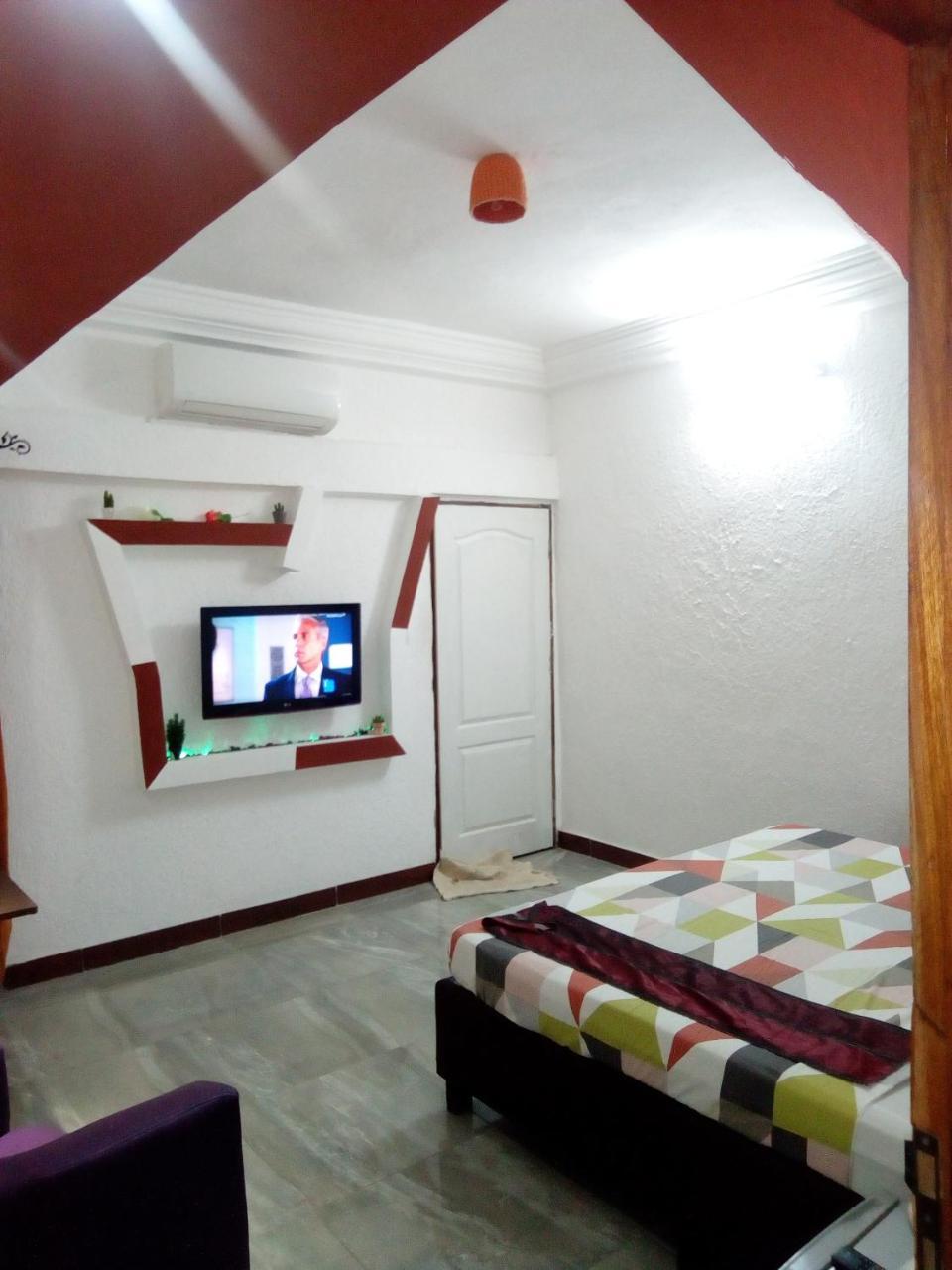 كوتونو Senateur Hotel Agontinkon المظهر الخارجي الصورة
