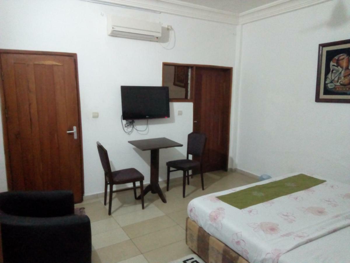 كوتونو Senateur Hotel Agontinkon المظهر الخارجي الصورة