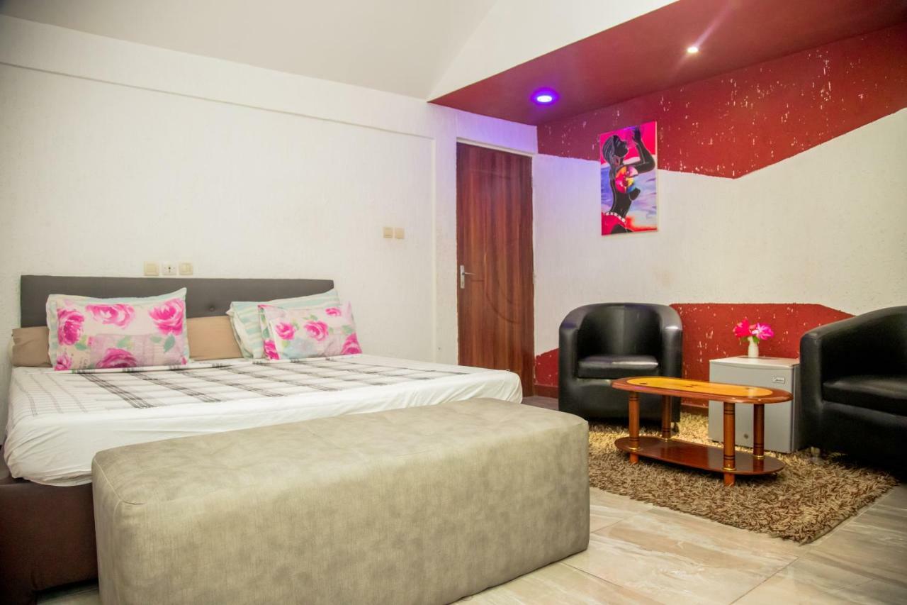 كوتونو Senateur Hotel Agontinkon المظهر الخارجي الصورة