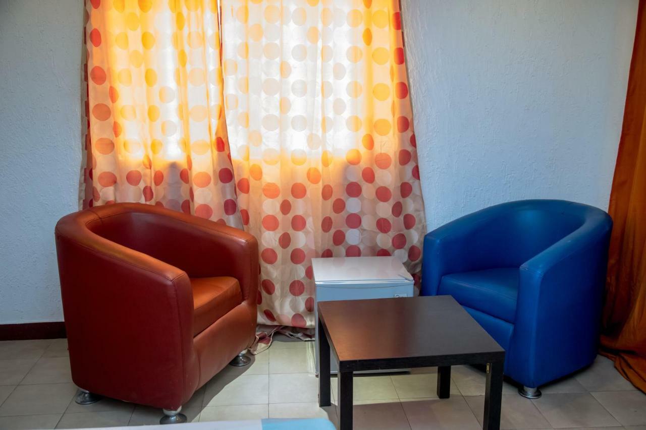 كوتونو Senateur Hotel Agontinkon المظهر الخارجي الصورة