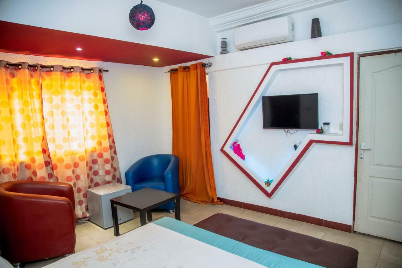كوتونو Senateur Hotel Agontinkon المظهر الخارجي الصورة