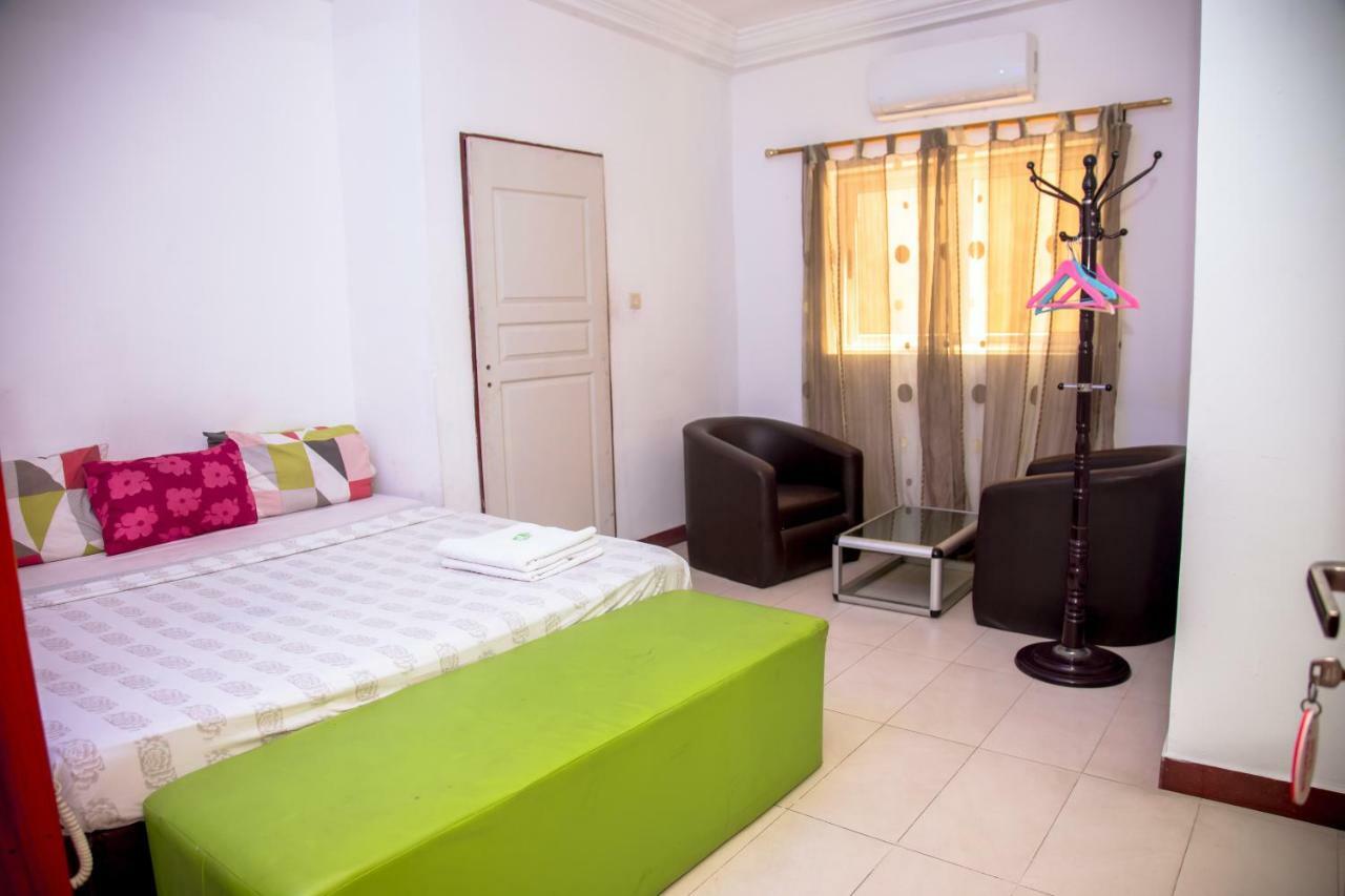 كوتونو Senateur Hotel Agontinkon المظهر الخارجي الصورة