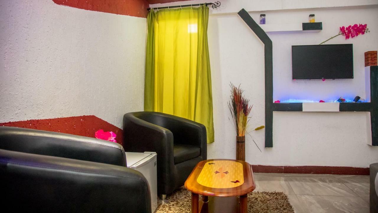 كوتونو Senateur Hotel Agontinkon المظهر الخارجي الصورة